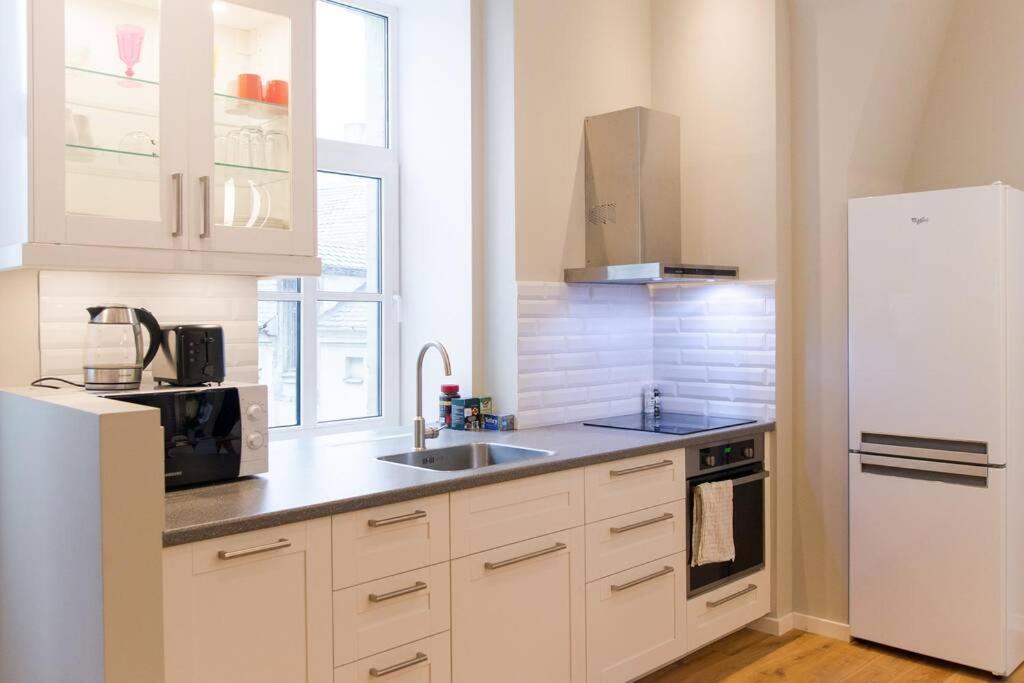 Modern & Spacious 80M2 Apartment In Riga Old Town Exterior photo